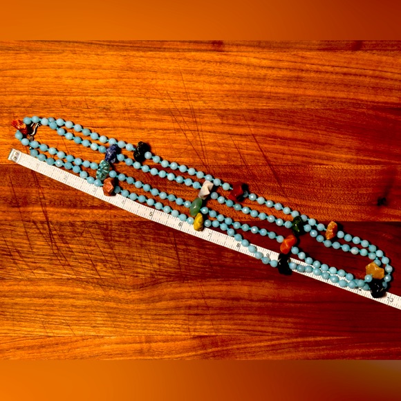 CHAN LUU for YOU multicolor florets punctuate this faceted aqua beaded necklace - Picture 4 of 6